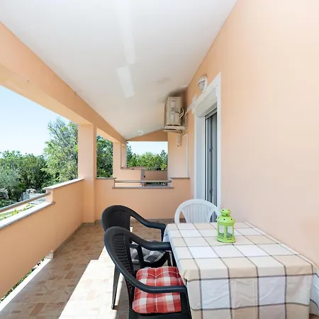 Apartment With Parking Space Vrsi, Zadar - 25947
