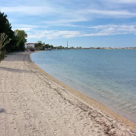 Appartamento With Parking Space Vrsi, Zadar - 25947