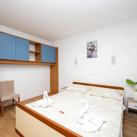 Appartement With Parking Space Vrsi, Zadar - 25947